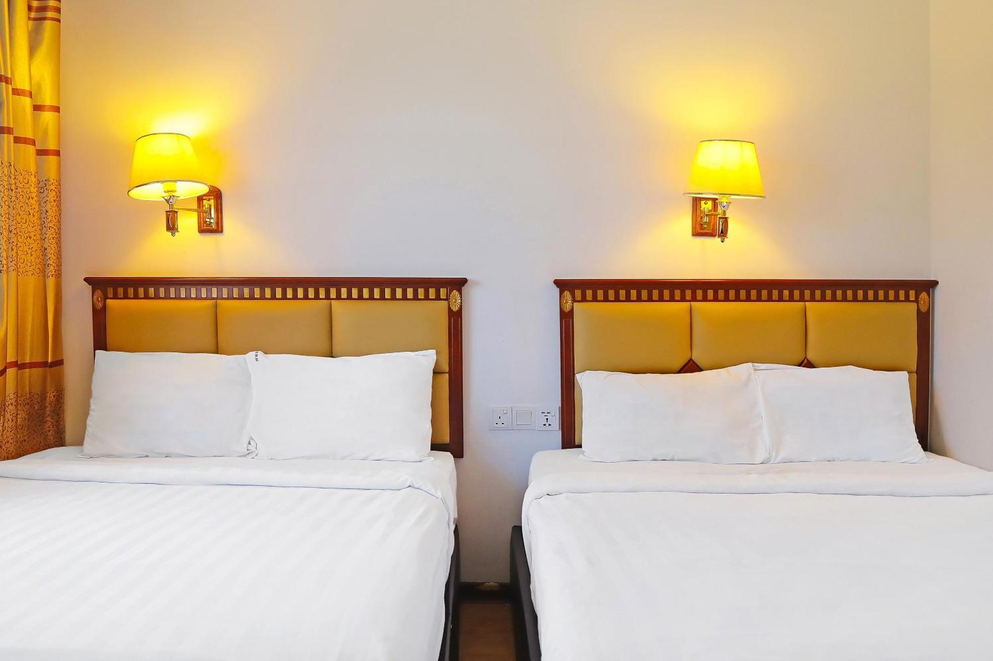Super Oyo 90464 Borneo Suites Hotel Kota Kinabalu Bagian luar foto